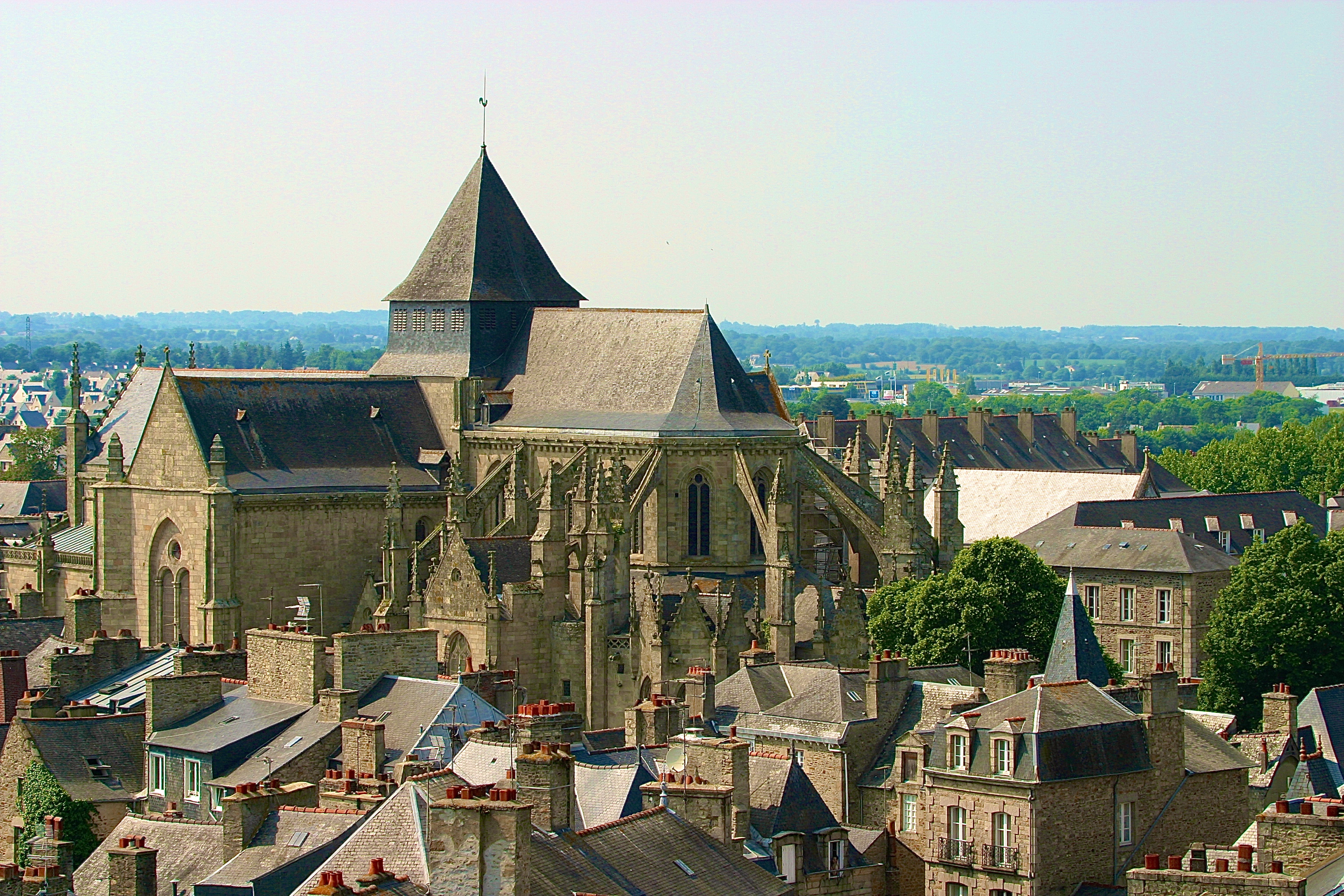 DINAN