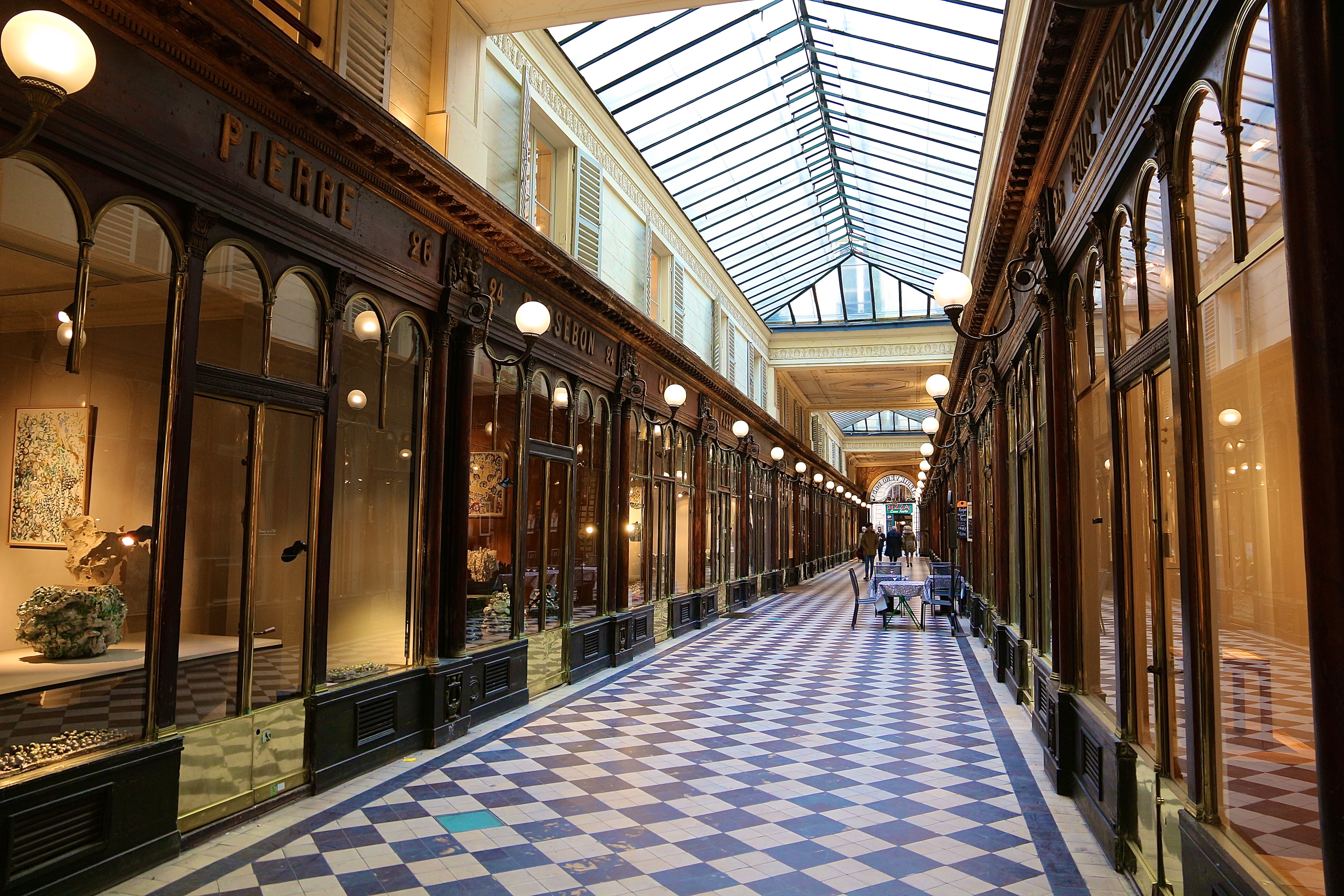 la Galerie Véro-Dodat
