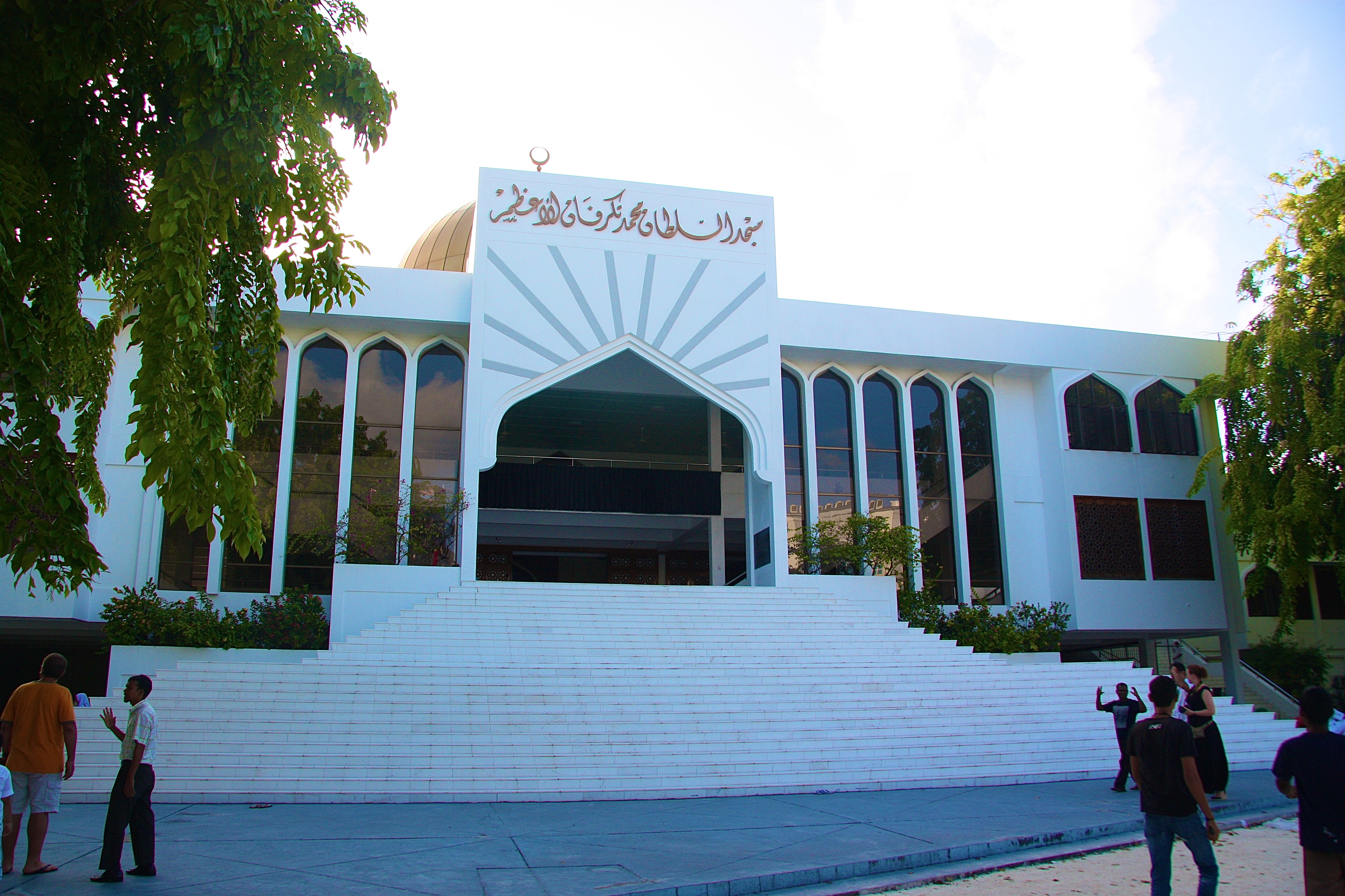 MALÉ