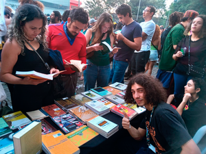Banquinha de Livros Grátis