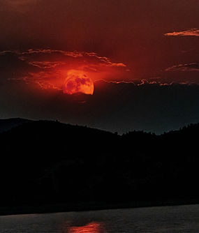IMG_3330-Moon.jpg