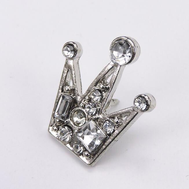 Thumbnail: Broche pin corona con cristales zirconia