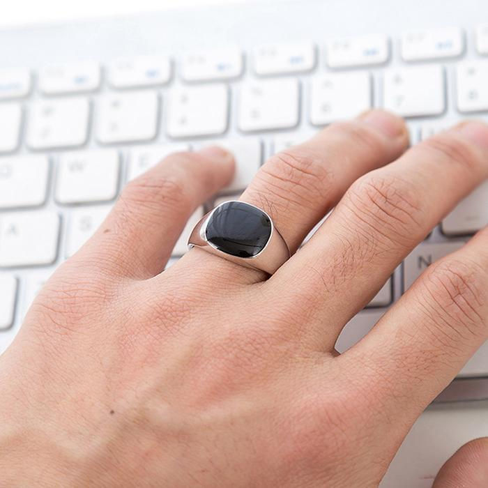 Thumbnail: Anillo acero inoxidable Black Elegance