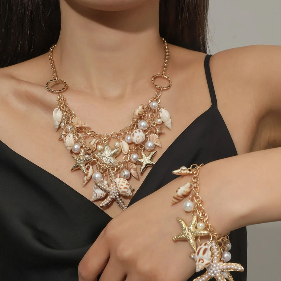 Conjunto de joyería collar y pulsera de conchas marinas