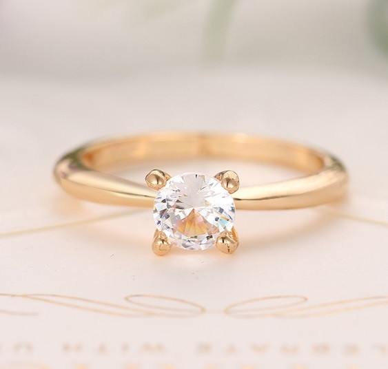Anillo de promesa compromiso graduación cristal zirconia