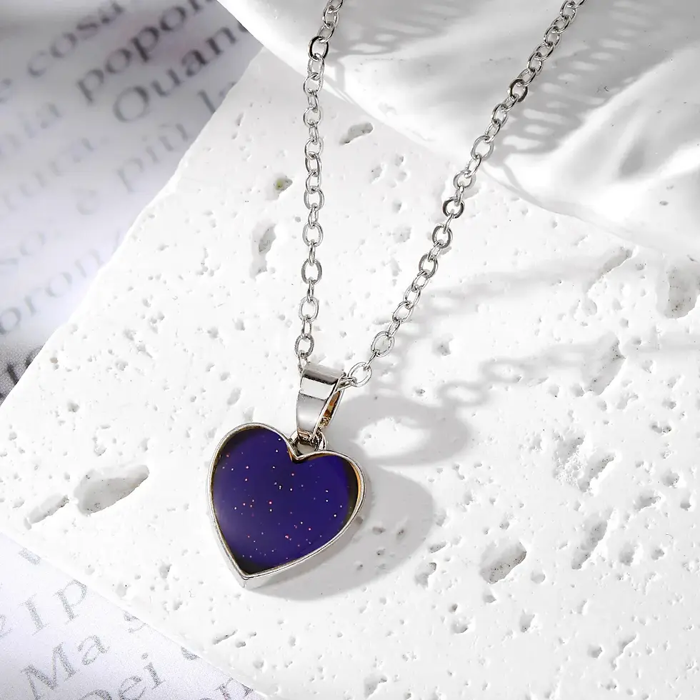 Miniatura: Collar termocrómico cambia de color con los sentimientos