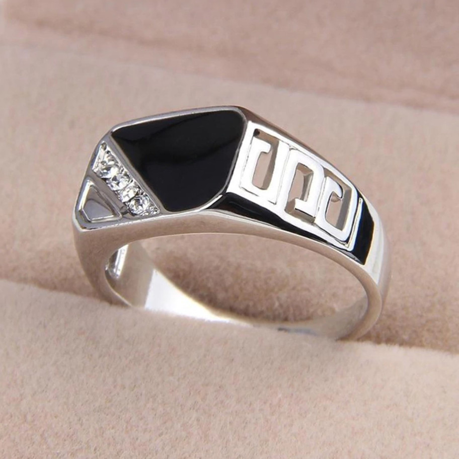 Anillo mágico cambia de color con los sentimientos