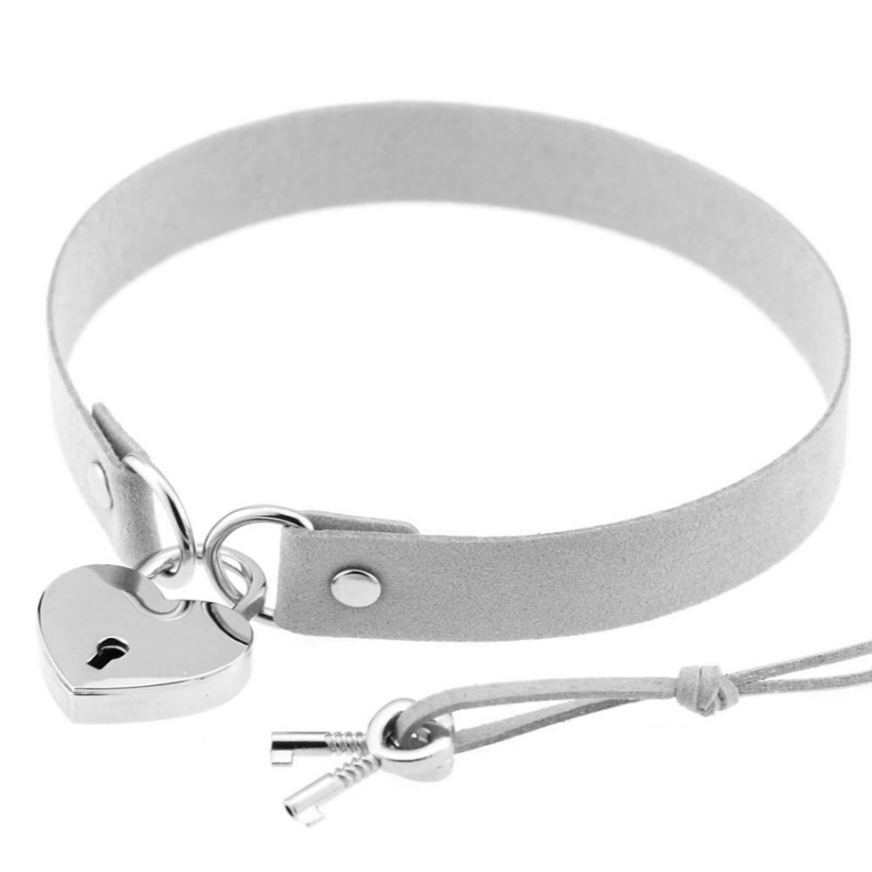Miniatura: Gargantilla choker corazón con llave