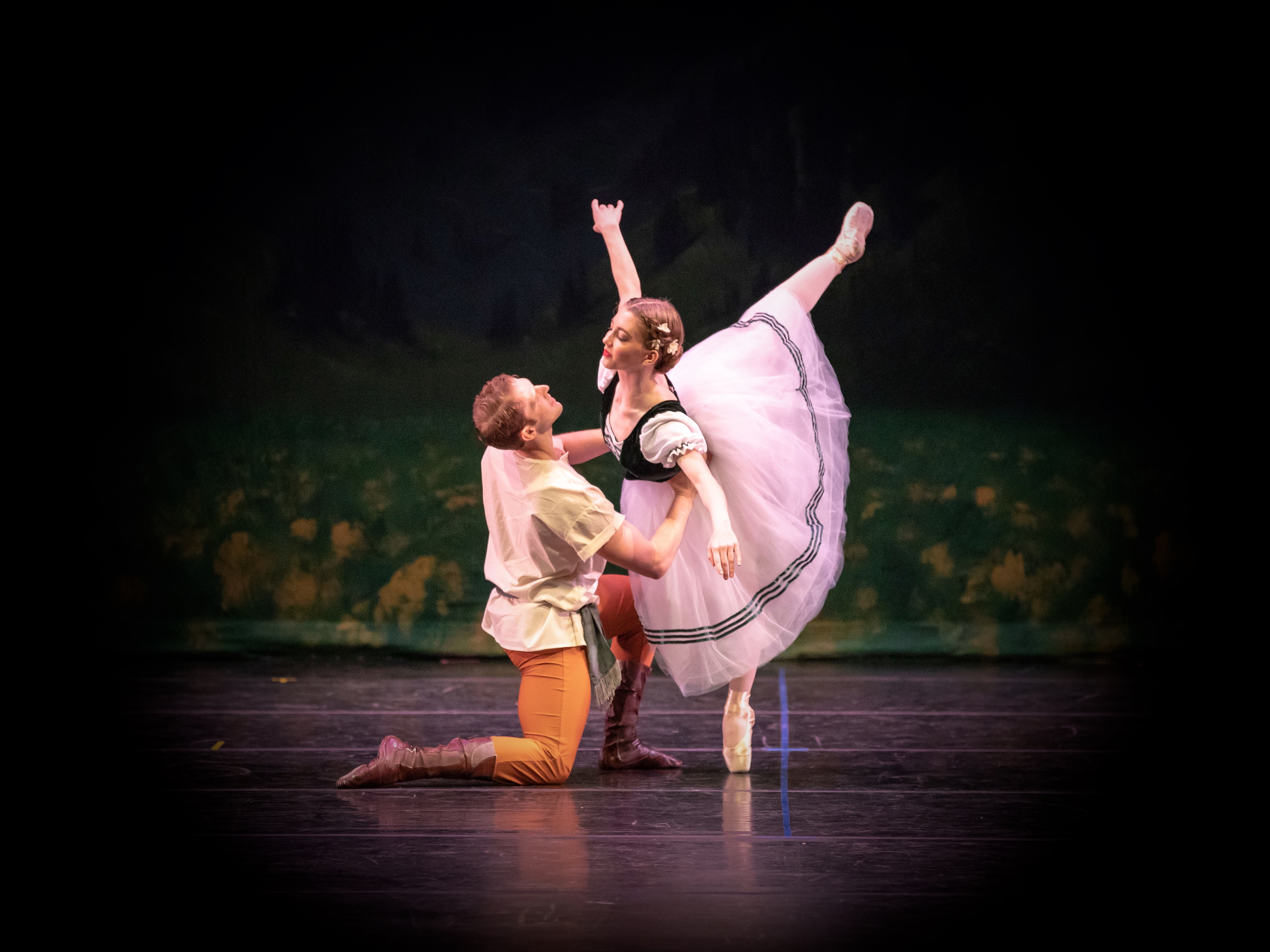 ABOUT The Academy of Dance