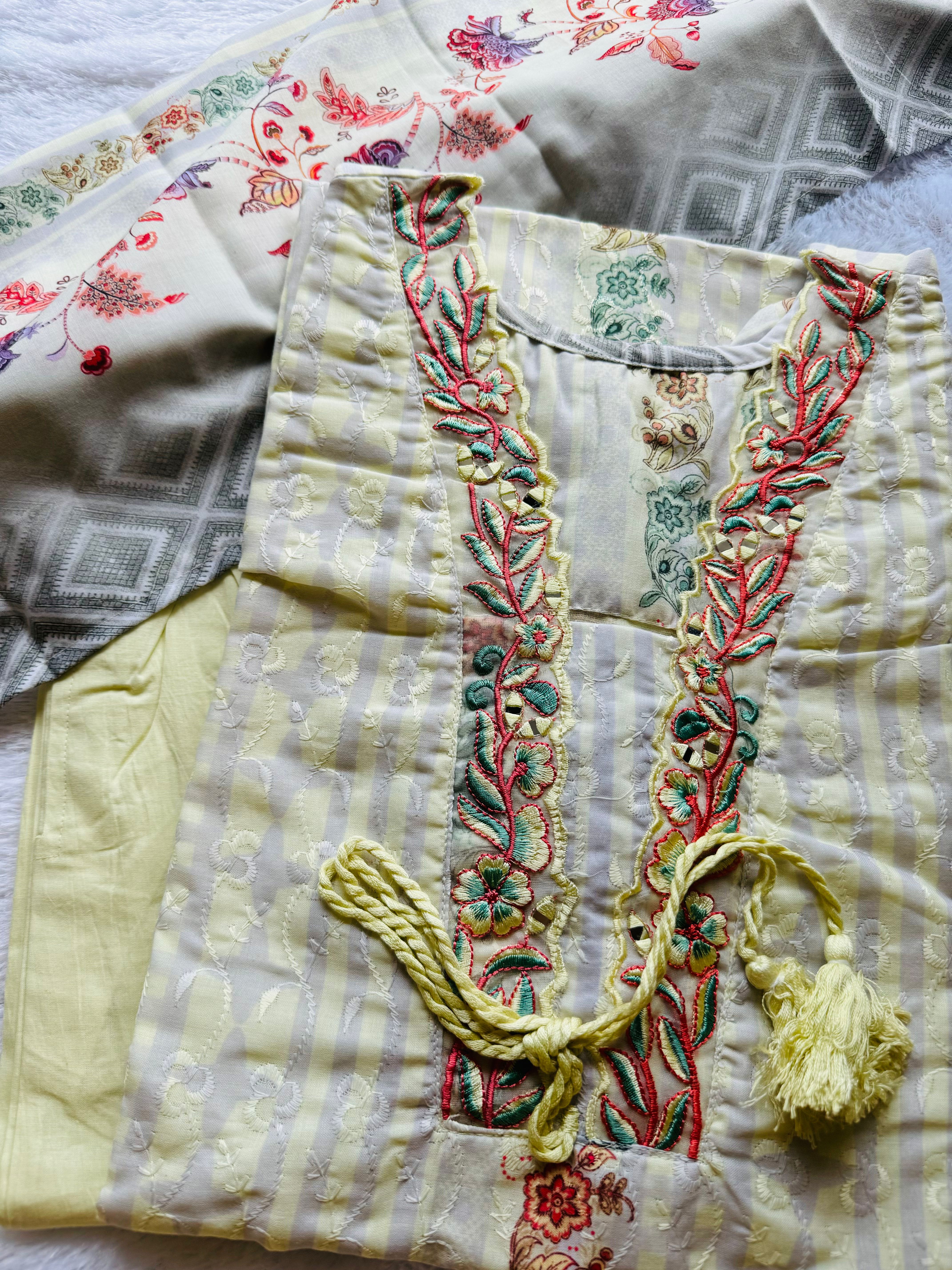 Pastel Cotton schifli set