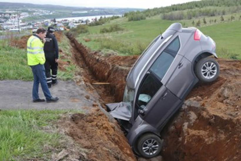 Helpful Information if You Drive Into a Ditch