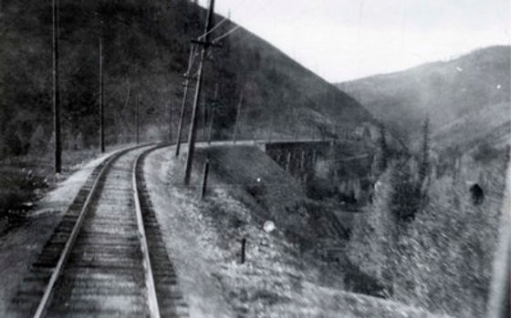 Trans-Siberian Railway enroute to Saolin in northern China in 1924.jpg