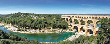 le-pont-du-gard_-gard-tourisme_583.jpg