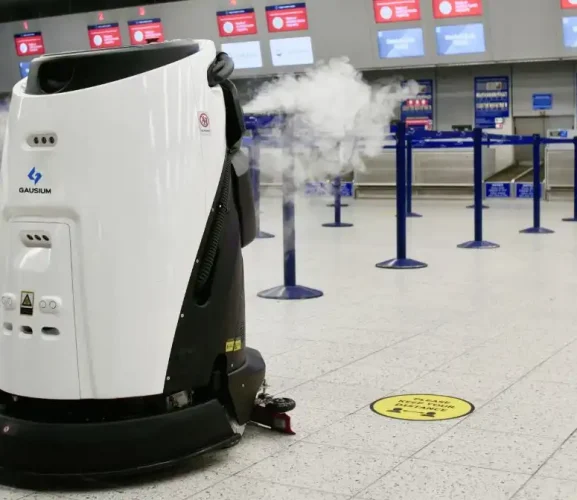 50-in-London-Luton-Airport-1-577x500.webp