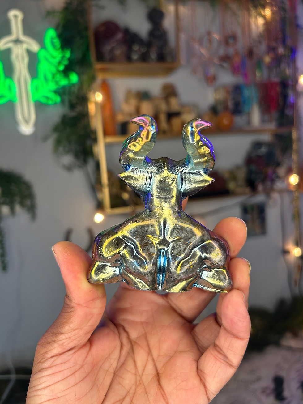 Thumbnail: Titanium Aura Quartz Capricorn Devil