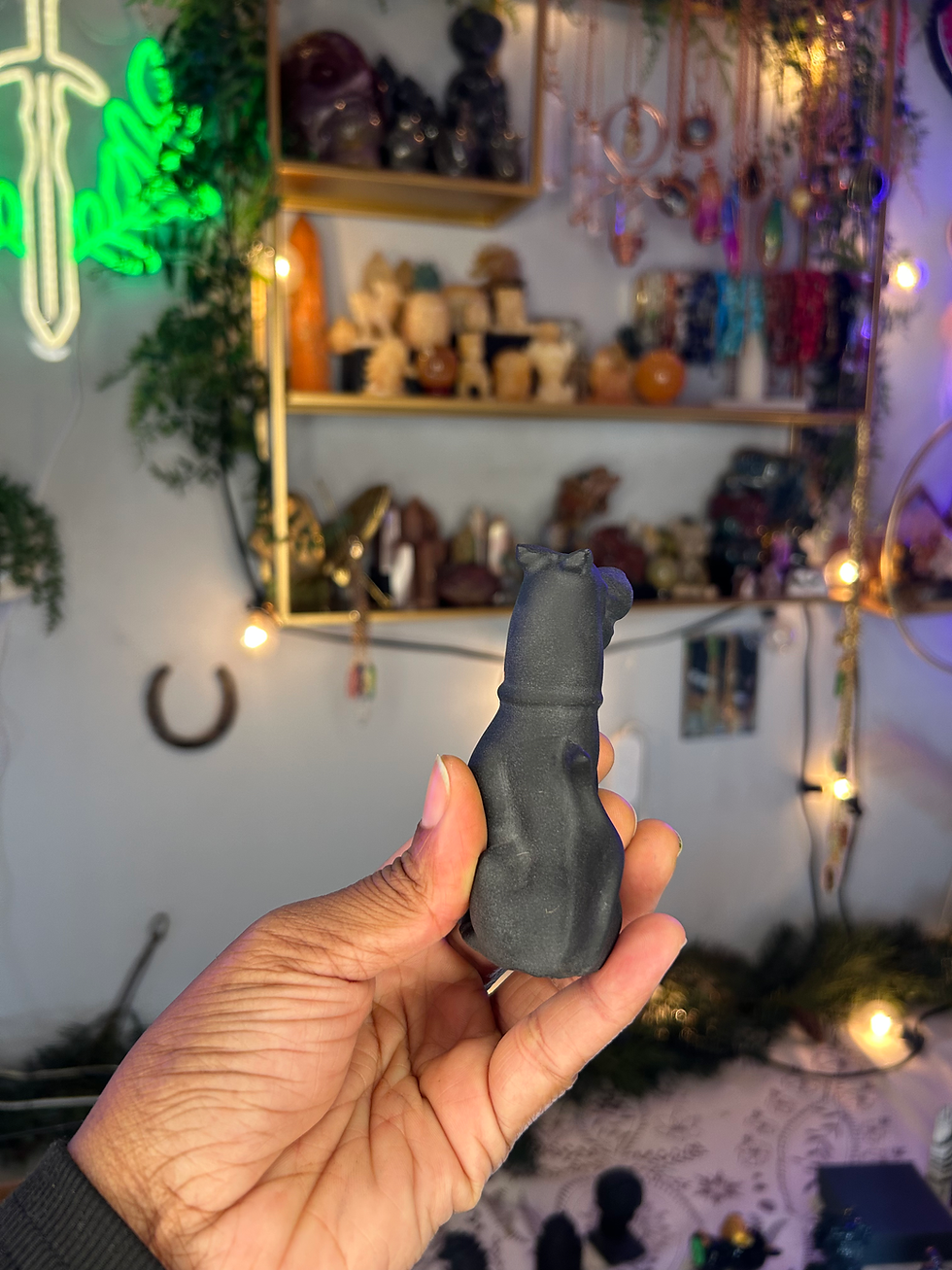 Thumbnail: Scooby Doo Matte Obsidian Figurine
