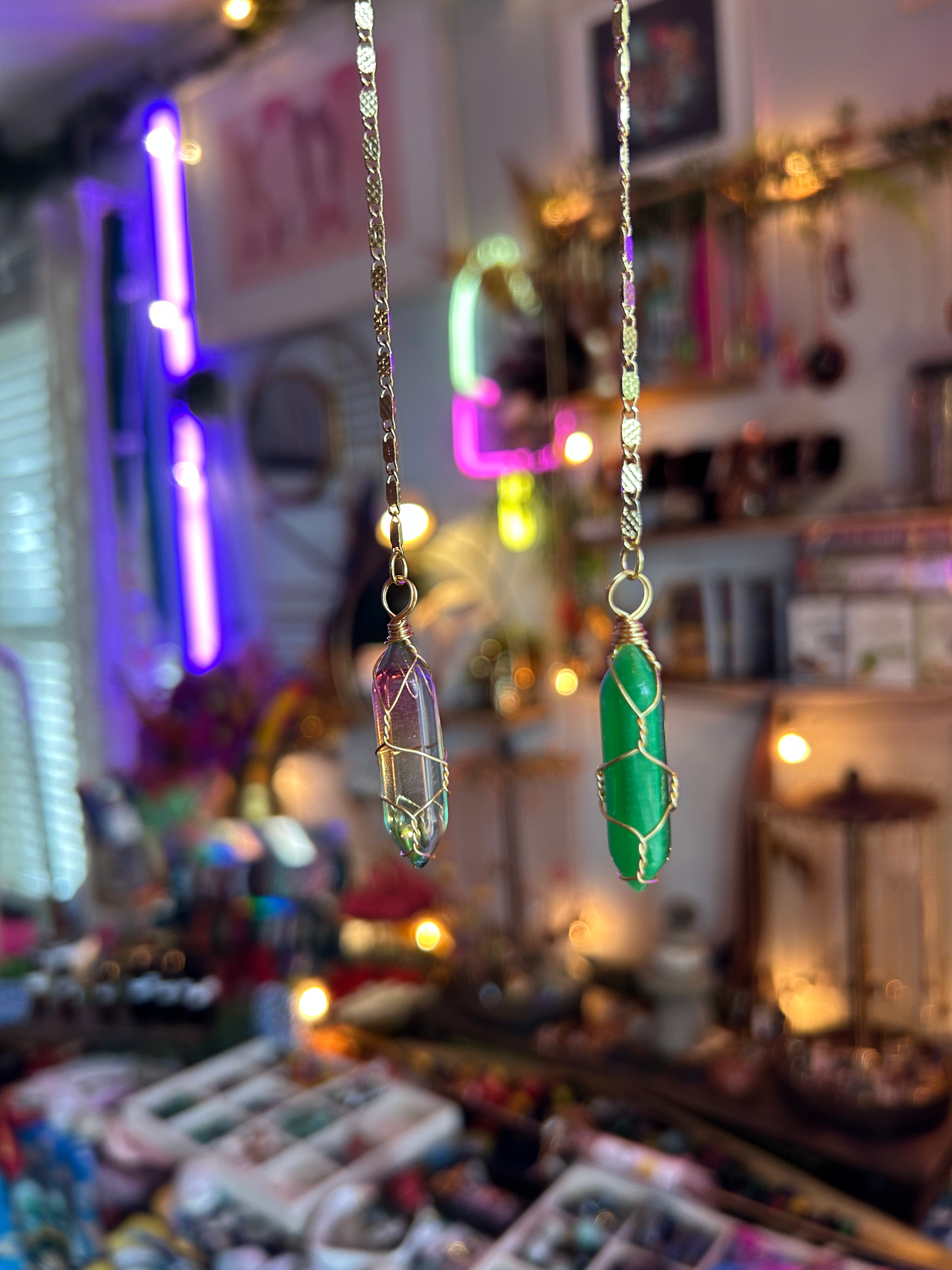 Aura Quartz + Green Cats Eye Goddess Facelit