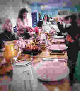 ארוחת צהריים במסעדת המארג כפר ורדים