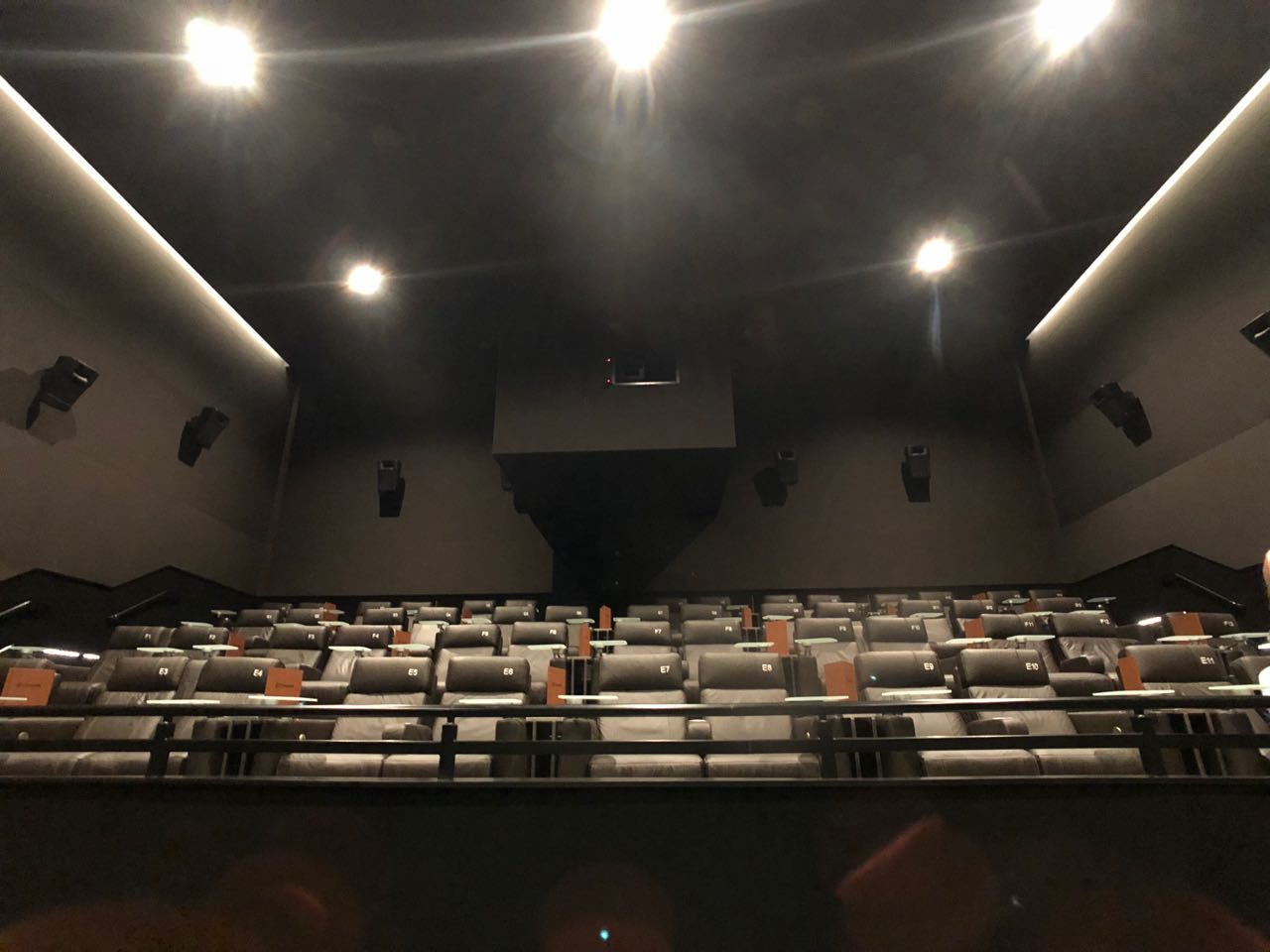 Cinépolis Luxury Cinemas Hamlin Comes With PushButton Waiters