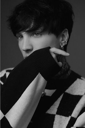 Coolest+_cry_thereal+#shotbyalexcordova+Styling+_rayagui+Grooming+_hairbycharlesmx (7)_edi