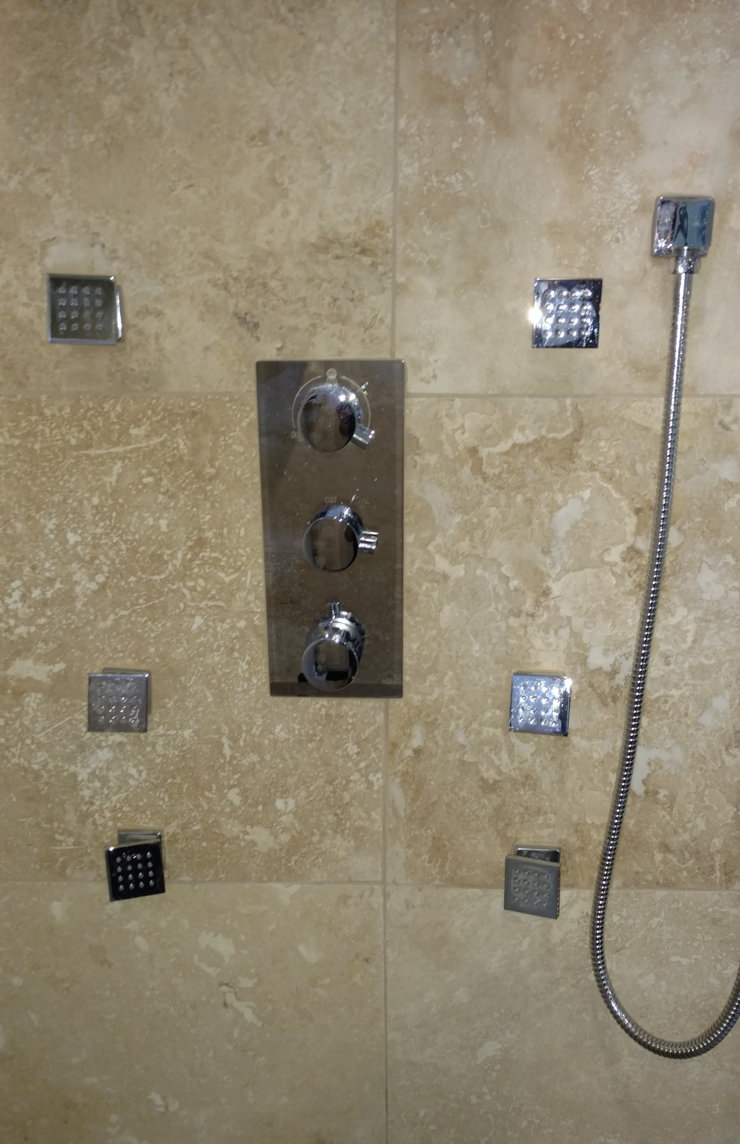Multi-sprayer Shower Installation