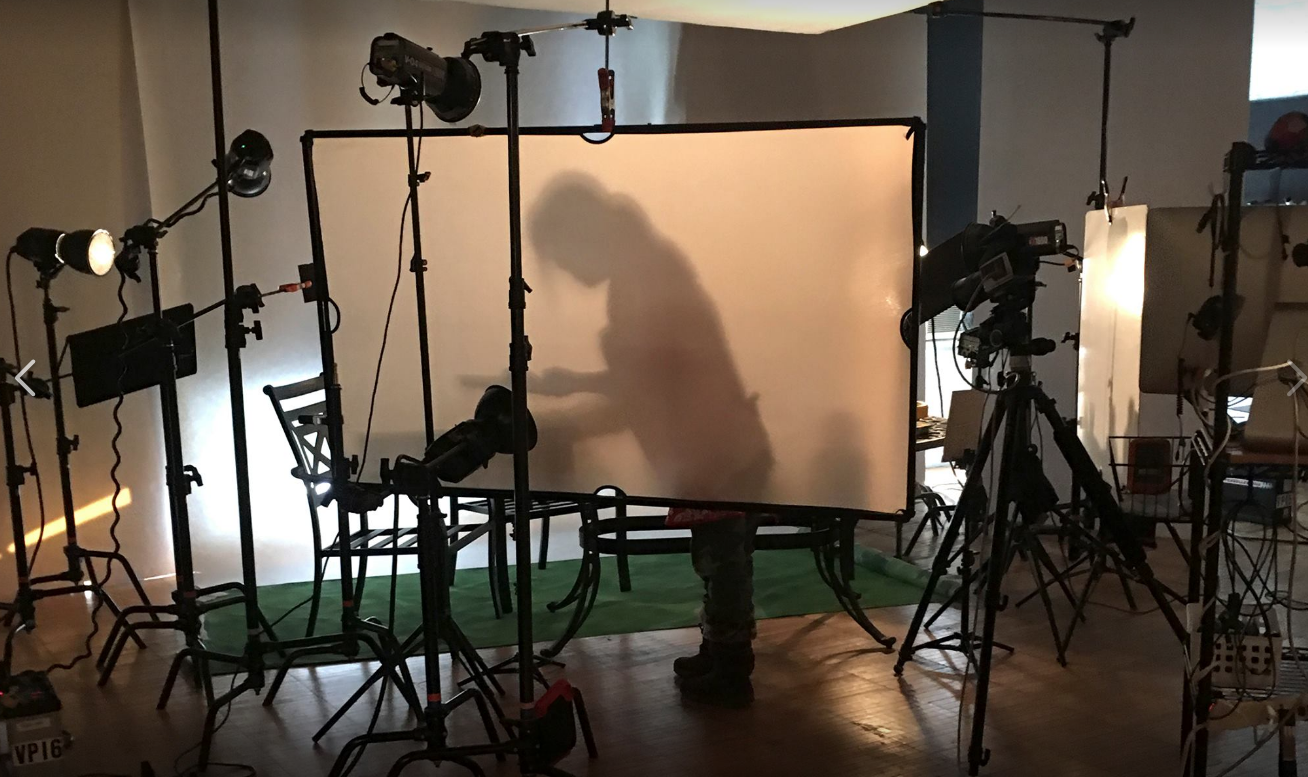 L silhouette