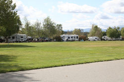 RV camping at Lake Skinner