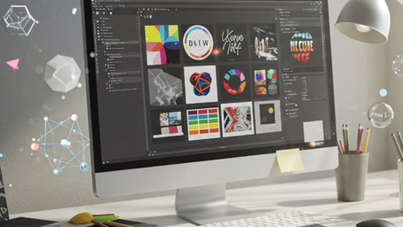 Bureau d’entrepreneur organisé avec ordinateur et outils numériques pour optimiser la productivité et la gestion du temps.