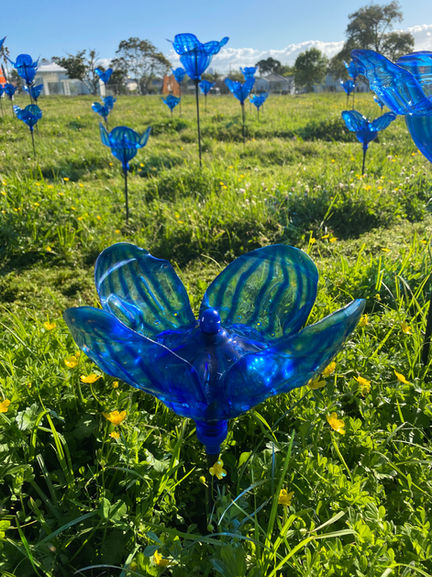 Petraflora Glacialis - by Comet at Sculpture on Shore 2025