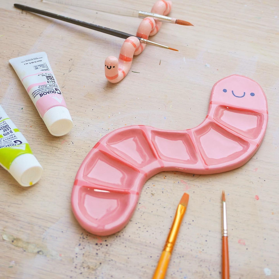 Thumbnail: Ceramic Worm Paint Palette