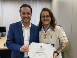 Diretora do instituto Últimos Refúgios recebe Comenda Augusto Ruschi