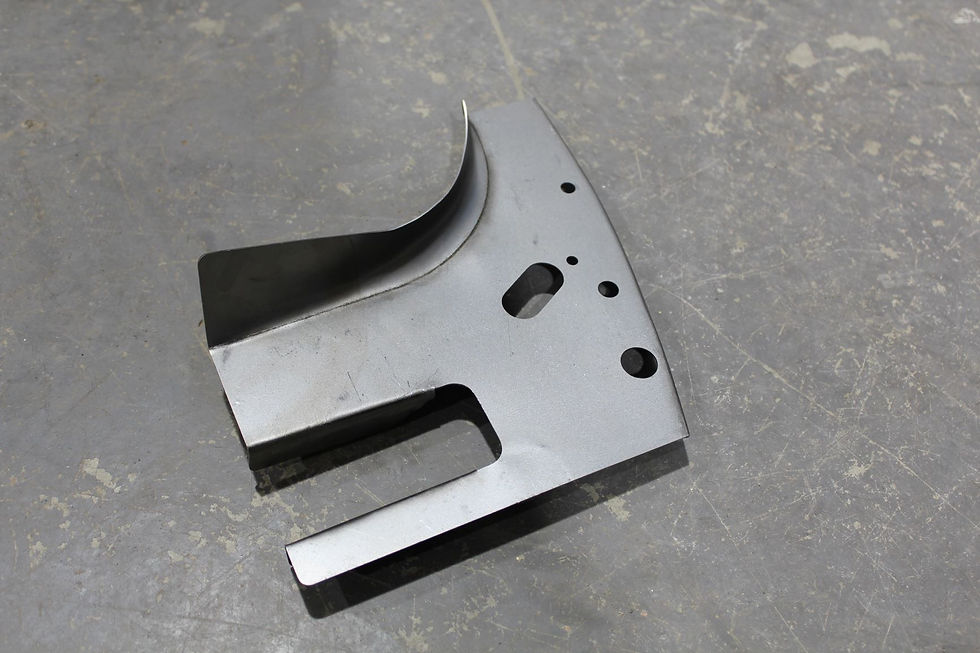 Peugeot 205 front panel corner piece