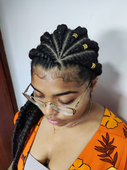 Ghana braids desenhada