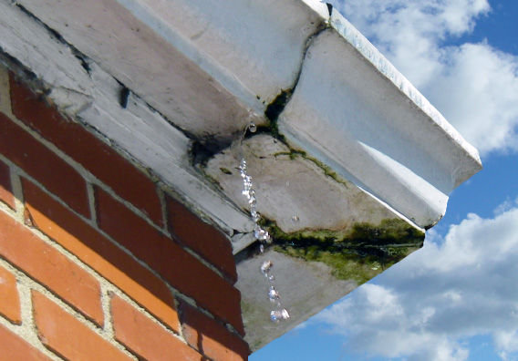leaky eavestrough