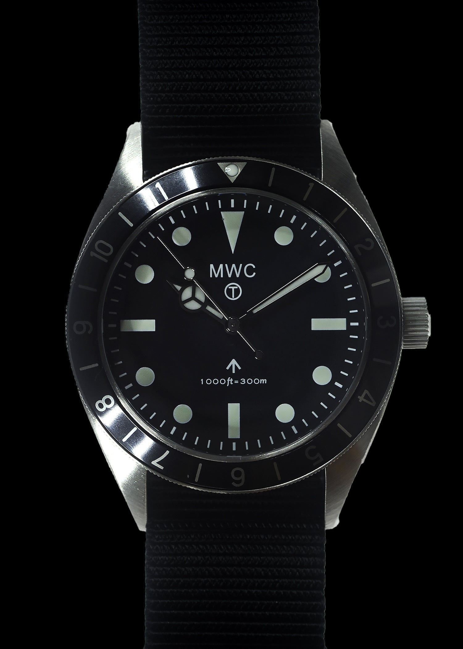 MWC Classic 1960s Pattern Divers Watch with Luminova Luminous Paint
