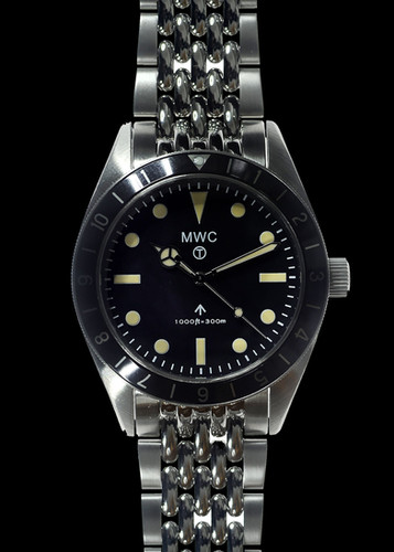 MWC Classic 1960s Pattern Divers Watch with Retro Luminous