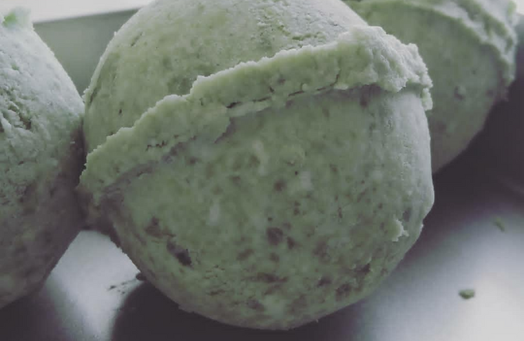 Herbal Bathbomb