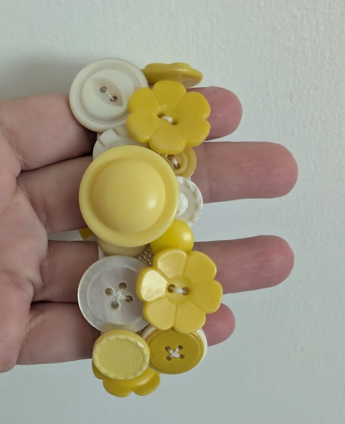 Thumbnail: Yellow & White button bracelet