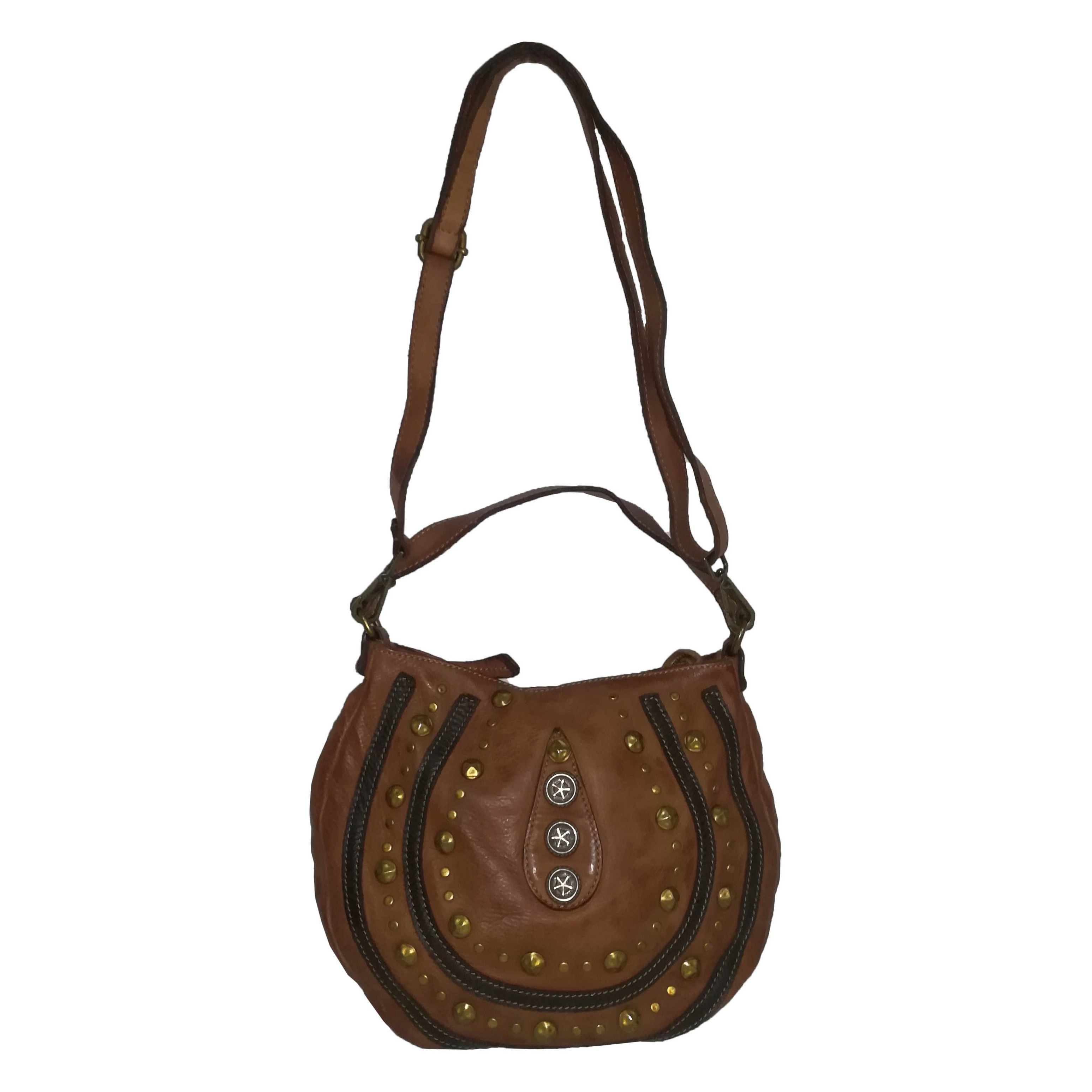 LEATHER BAG IN VINTAGE STYLE