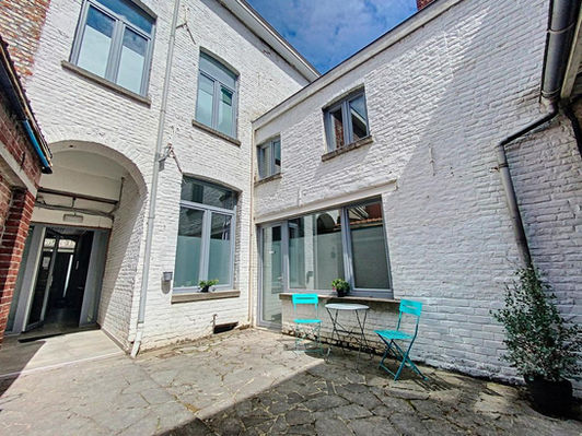 cour intérieure 2.jpg