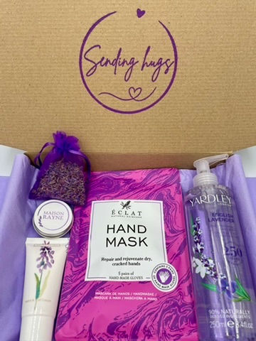 Front view of the gift box