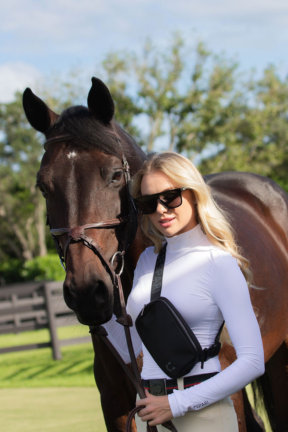 Thumbnail: Aline - Caviar Lens