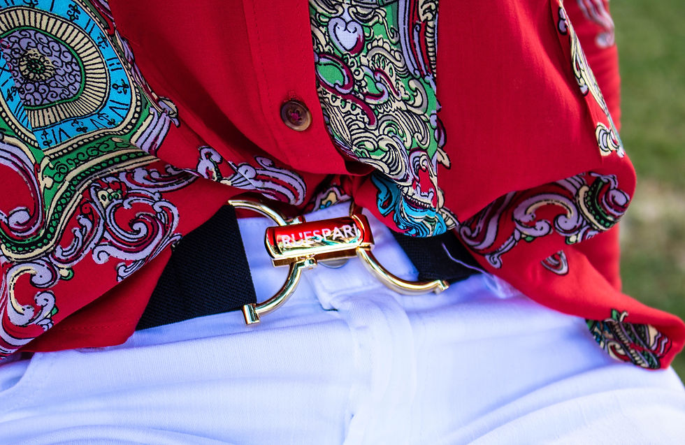 Thumbnail: Gold Engraved Clasp