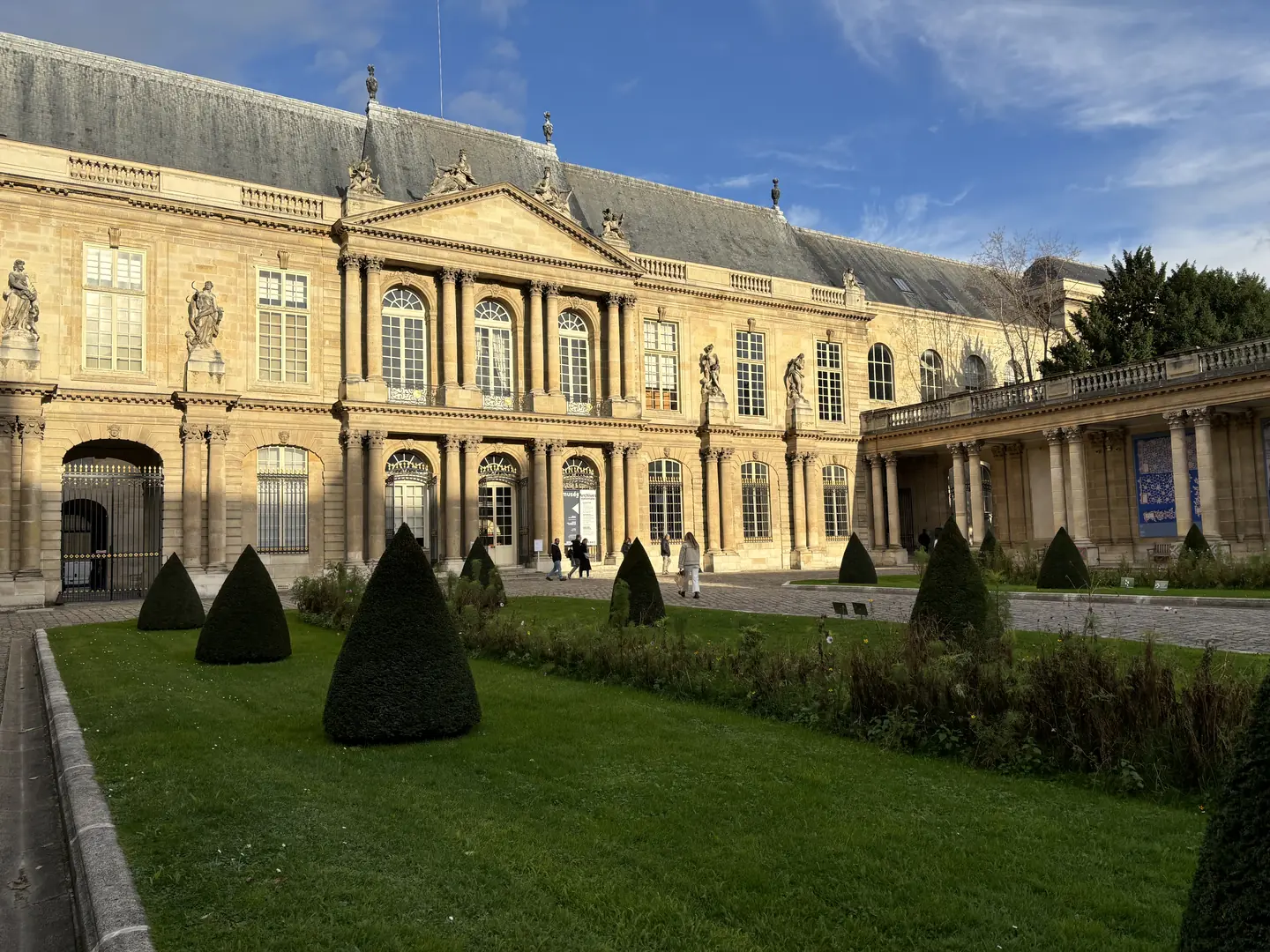 Hôtel de Soubise, 18th-century mansion and French national archives in the Marais