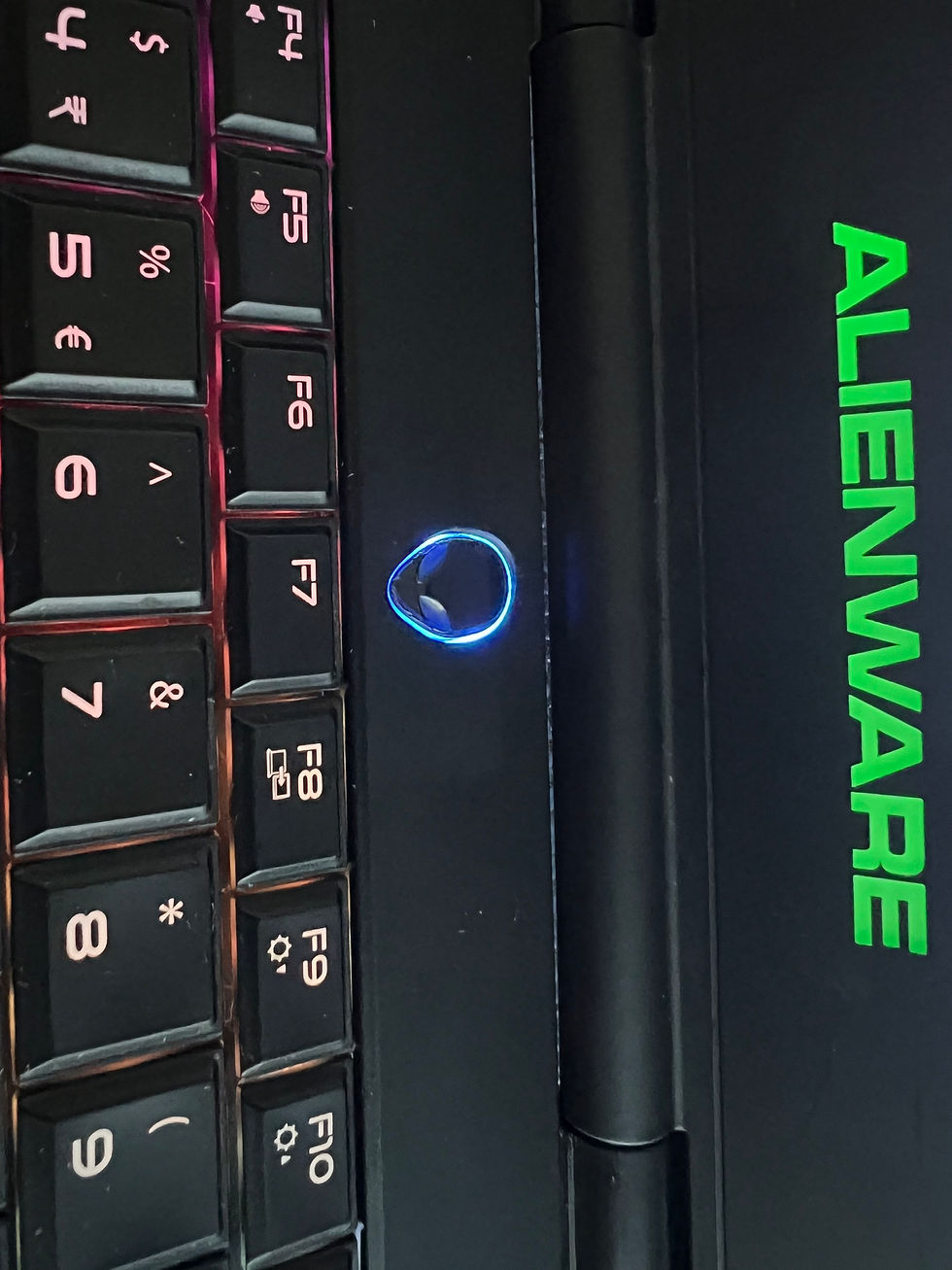 Thumbnail: All LED Dell Alienware 15 R2 15.6" Full HD Gaming Laptop i7-6700HQ 32GB 2 drives