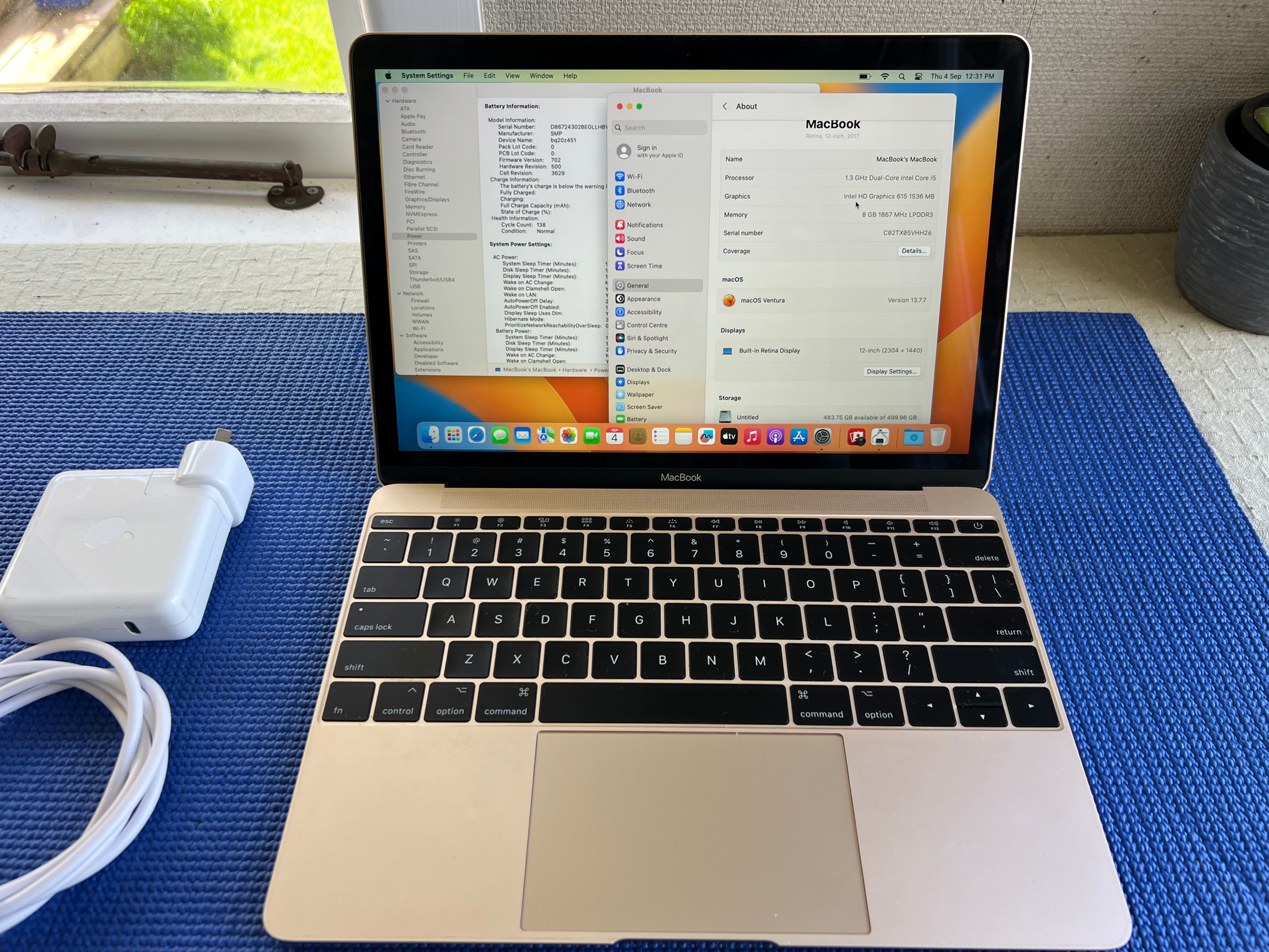 Gold MacBook Retina 12-inch 2017 Ventura i5 8GB 512GB battery 138 cycles only ex