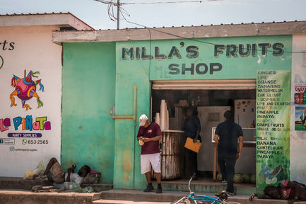 Milla's Fruits Shop Storefront