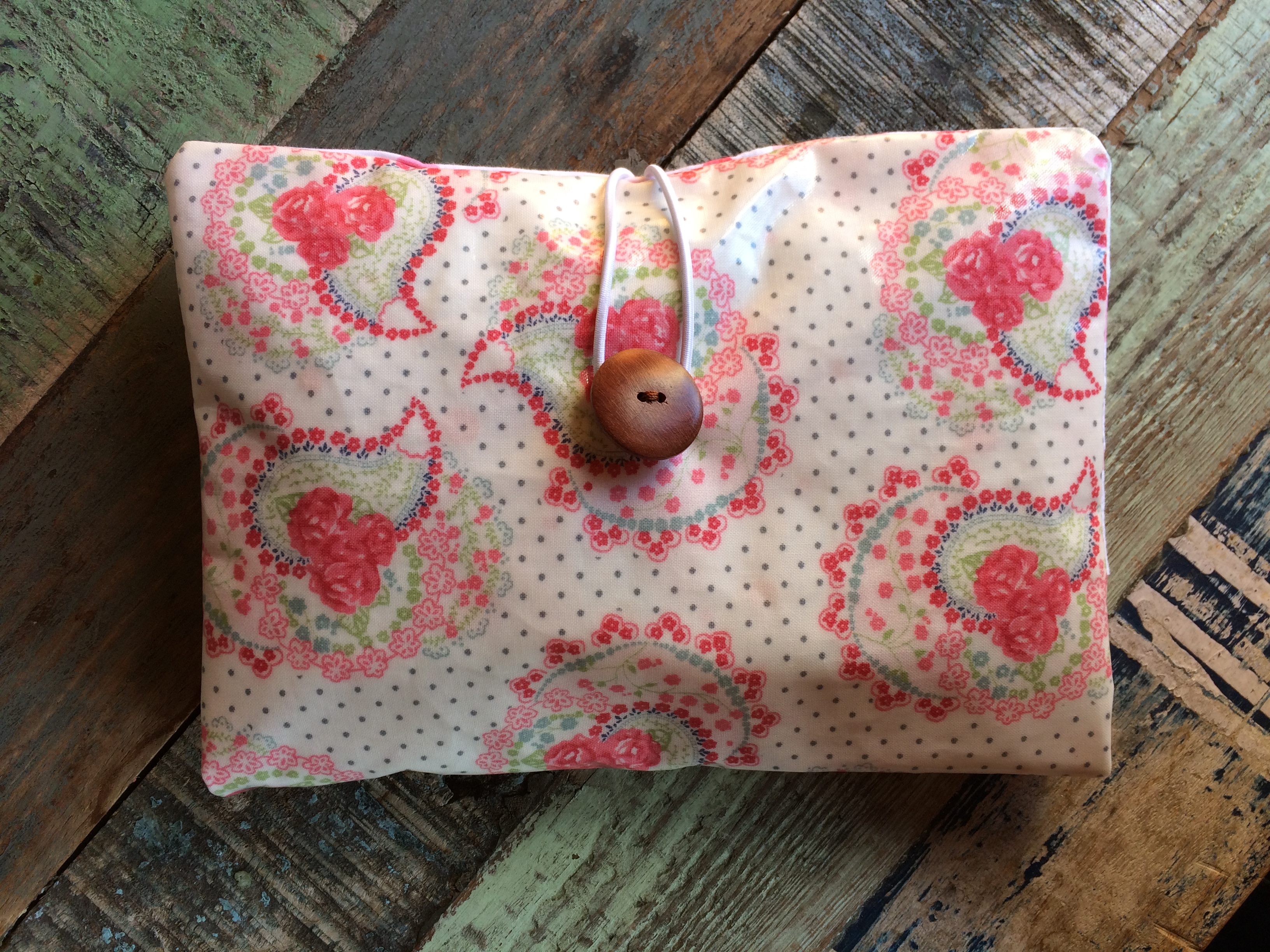 Wickeltasche aus Wachstuch