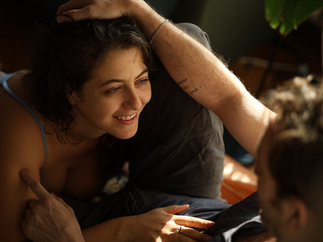 Tantra Paarmassage in Berlin: Was sie ist, was sie nicht ist – und was euch erwartet