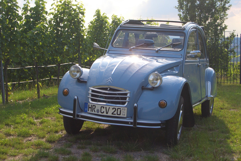 Blauer Citroën 2CV, H2 CV 20, Oldtimer